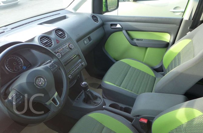 объявление о продаже Volkswagen Caddy 2013 года