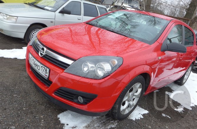 купить б/у автомобиль Opel Astra 2006 года