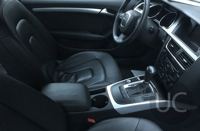 объявление о продаже Audi A5 2010 года