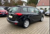 объявление о продаже Opel Zafira 2017 года