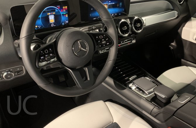 подержанный авто Mercedes-Benz GLB-сlass 2021 года