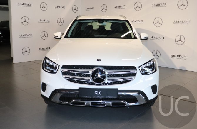 подержанный авто Mercedes-Benz GLC-class 2021 года