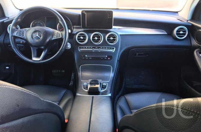 подержанный авто Mercedes-Benz GLC-class 2015 года
