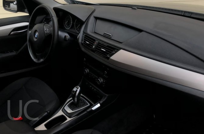 купить б/у автомобиль BMW X1 2012 года