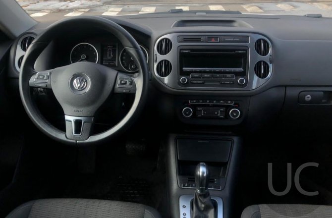 купить б/у автомобиль Volkswagen Tiguan 2012 года