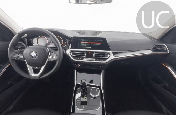 BMW 3 series 2019 года за 2 422 700 рублей