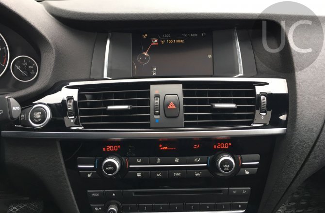 подержанный авто BMW X3 2017 года