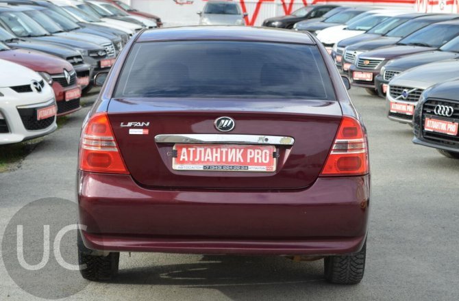 купить б/у автомобиль Lifan Solano 2011 года