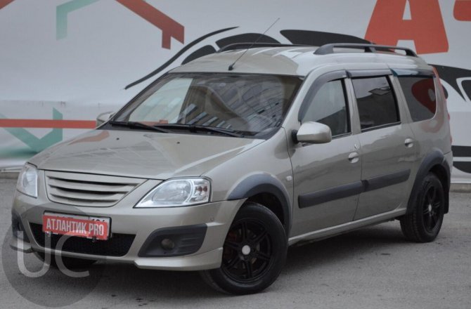 подержанный авто Lada (ВАЗ) Largus 2014 года
