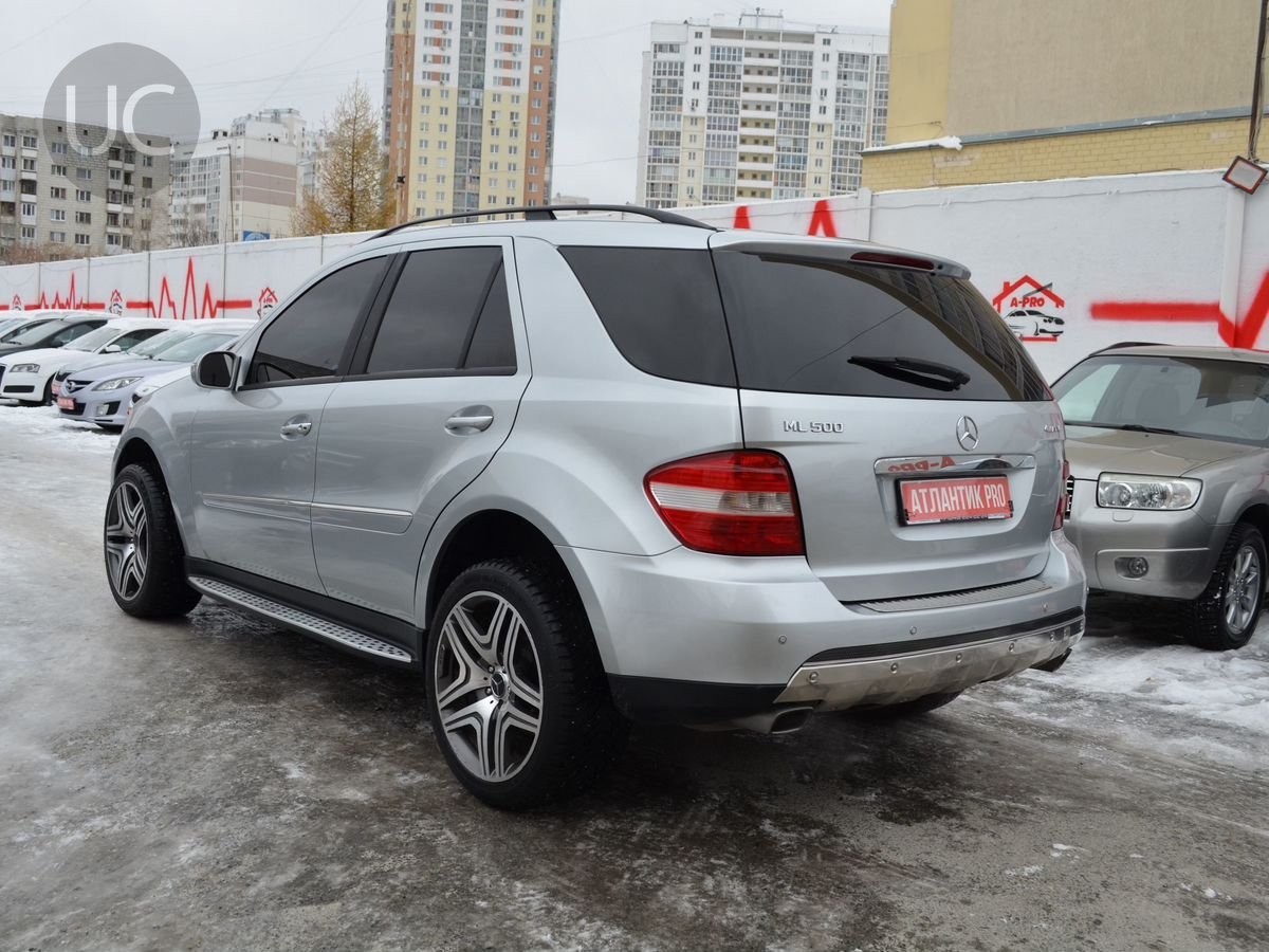 Mercedes-Benz M-Class 2005 года