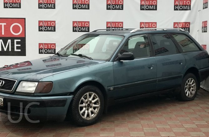 подержанный авто Audi 100 1992 года