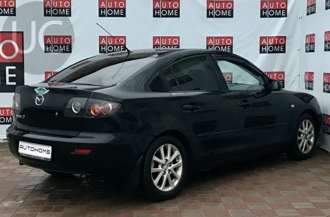 Mazda 3 2005 года за 259 990 рублей