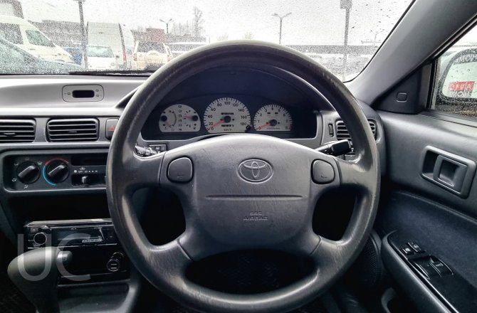 подержанный авто Toyota Cynos 1995 года