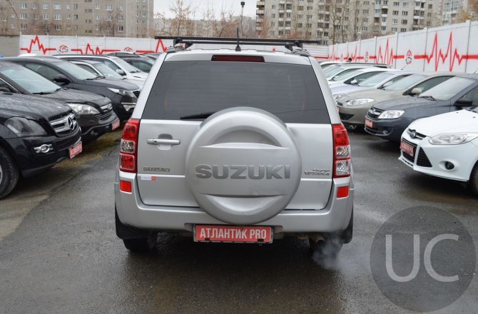 Suzuki Grand Vitara 2008 года за 840 000 рублей