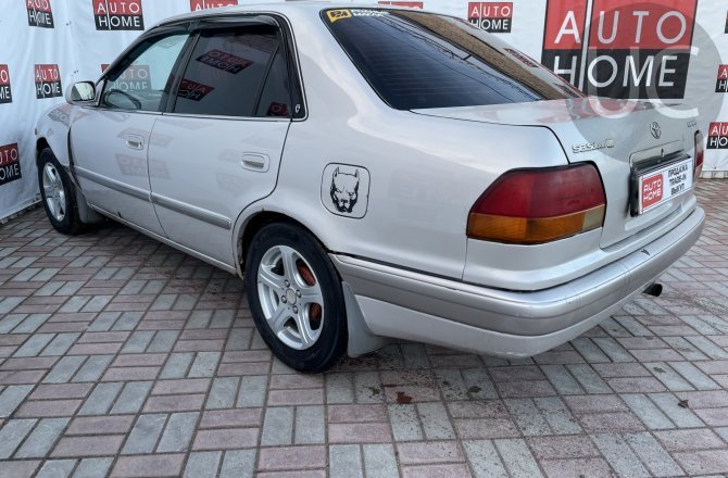 Toyota Corolla 1997 года за 224 990 рублей