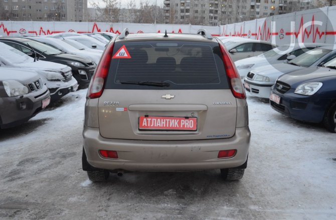 Chevrolet Rezzo 2007 года за 350 000 рублей