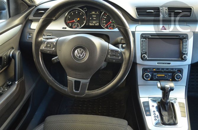 купить Volkswagen Passat CC с пробегом, 2010 года