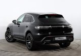 Porsche Macan 2022 года за 10 461 000 рублей