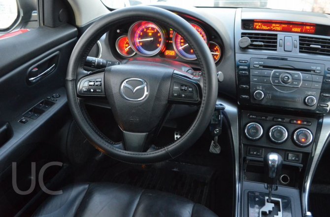 объявление о продаже Mazda 6 2011 года