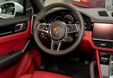 Porsche Cayenne 2022 года за 15 605 000 рублей