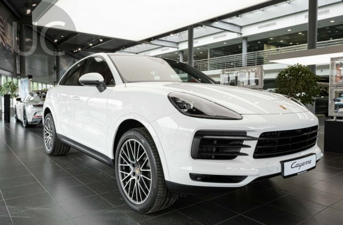объявление о продаже Porsche Cayenne 2022 года