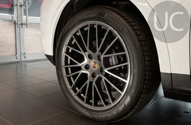 купить Porsche Cayenne с пробегом, 2022 года