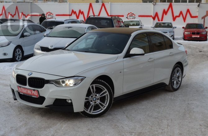 подержанный авто BMW 3 series 2014 года