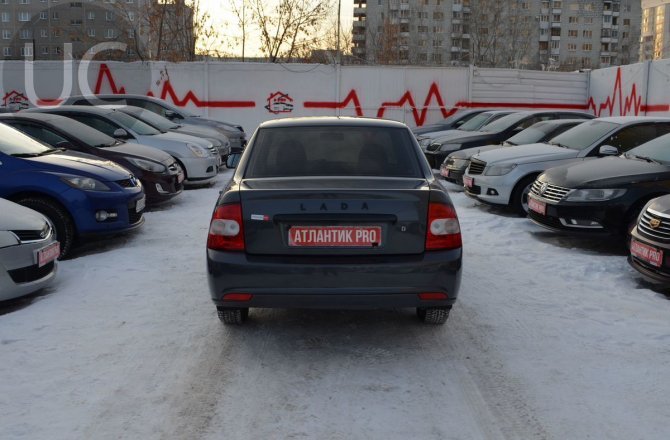 Lada (ВАЗ) Priora 2017 года за 470 000 рублей