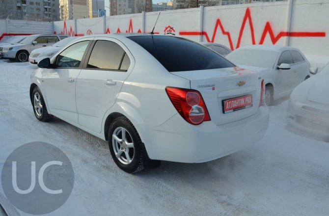 Chevrolet Aveo 2013 года за 550 000 рублей