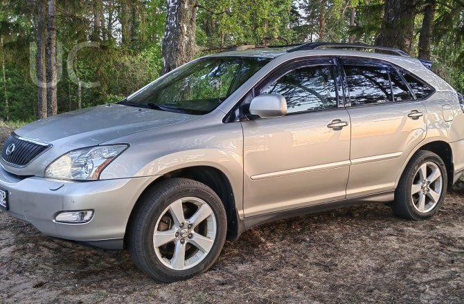 подержанный авто Lexus RX 2004 года