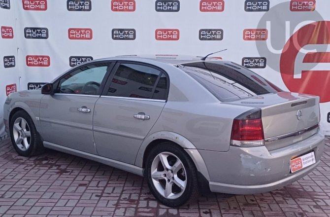 Opel Vectra 2007 года за 289 990 рублей