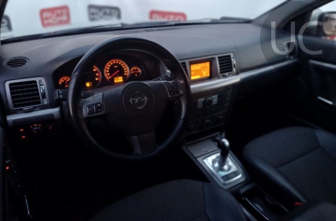 подержанный авто Opel Vectra 2007 года