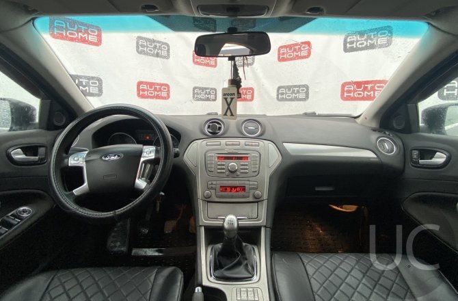 подержанный авто Ford Mondeo 2008 года