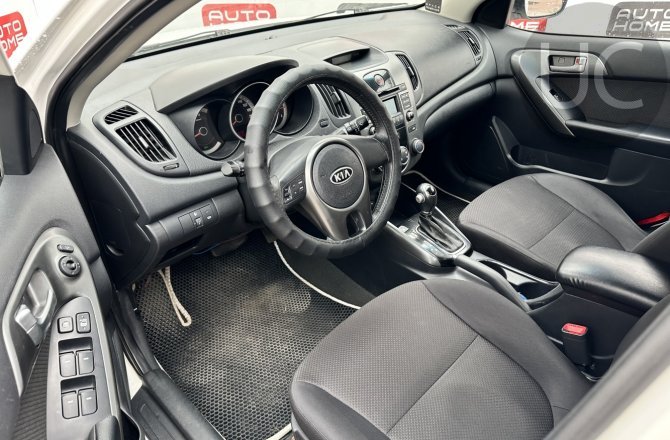 фотографии Kia Cerato