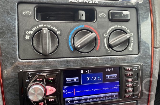 купить Toyota Avensis с пробегом, 1999 года