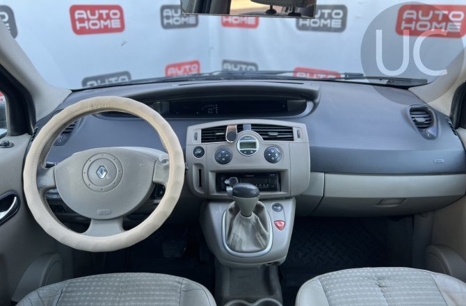 фотографии Renault Scenic