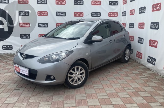 подержанный авто Mazda Demio 2009 года