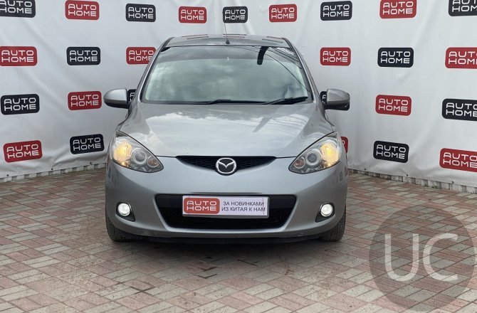 фотографии Mazda Demio