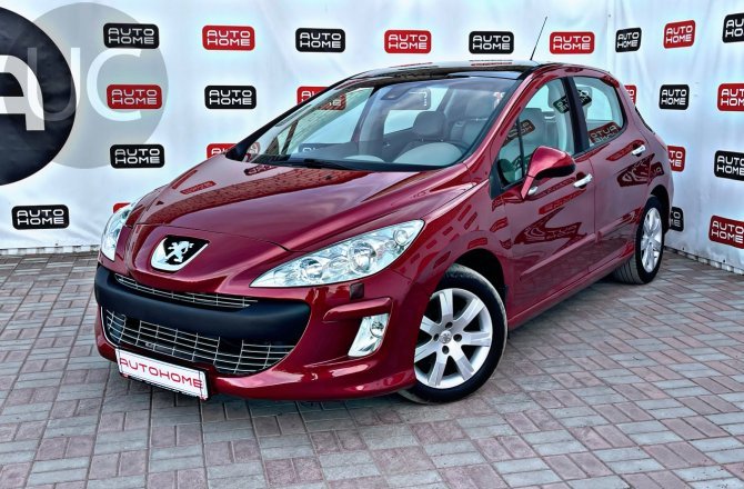 подержанный авто Peugeot 308 2008 года