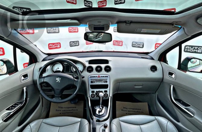 объявление о продаже Peugeot 308 2008 года