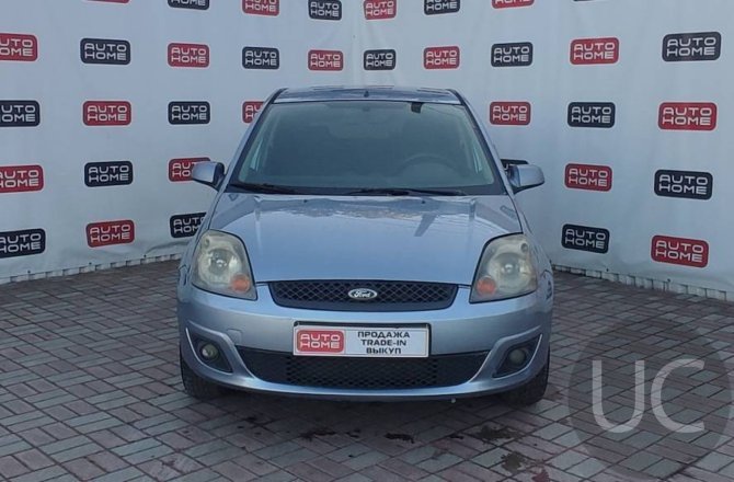 фотографии Ford Fiesta
