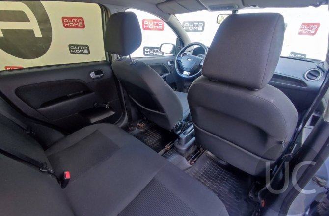 купить Ford Fiesta с пробегом, 2006 года