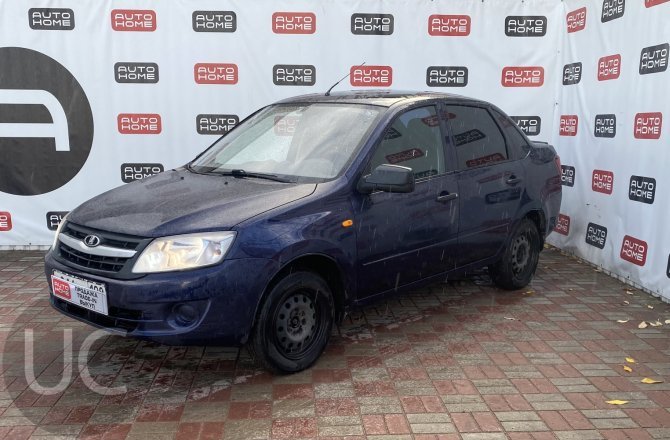 подержанный авто Lada (ВАЗ) Granta 2013 года