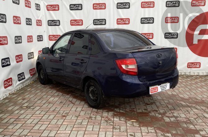 купить Lada (ВАЗ) Granta с пробегом, 2013 года