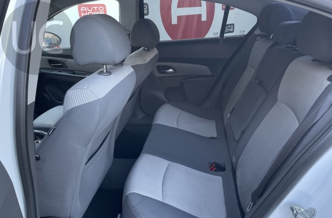 купить Chevrolet Cruze с пробегом, 2010 года