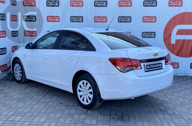 Chevrolet Cruze 2011 года за 549 990 рублей