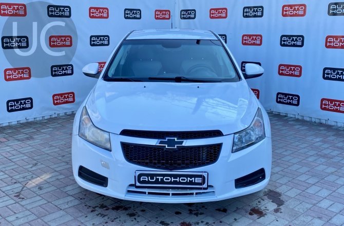 фотографии Chevrolet Cruze