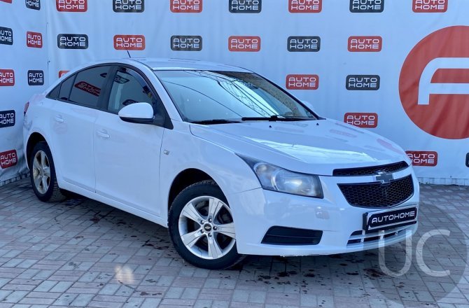 объявление о продаже Chevrolet Cruze 2010 года