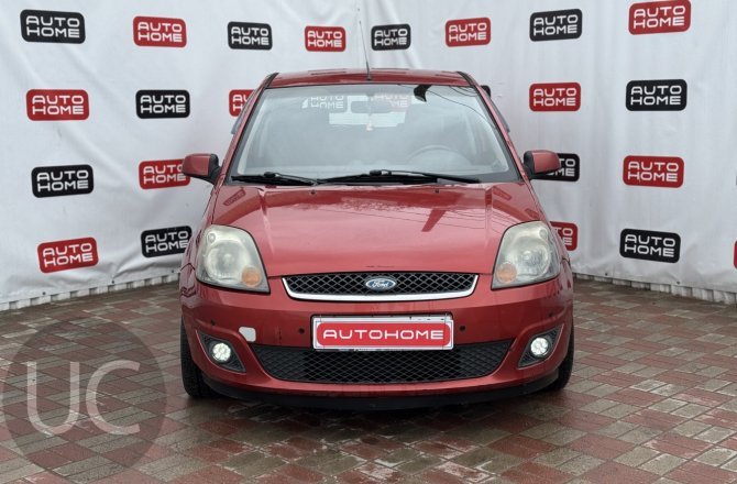 фотографии Ford Fiesta