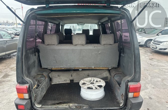 подержанный авто Volkswagen Caravelle 1991 года